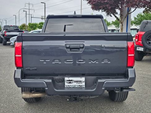 Used 2024 Toyota Tacoma SR5 AWD/4WD image 4