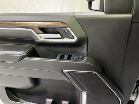 Certified 2025 Chevrolet Silverado 2500 LT w/ Trail Boss Package image 23