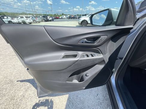 Used 2024 Chevrolet Equinox LT FWD image 22