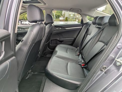 Used 2020 Honda Civic Touring image 30