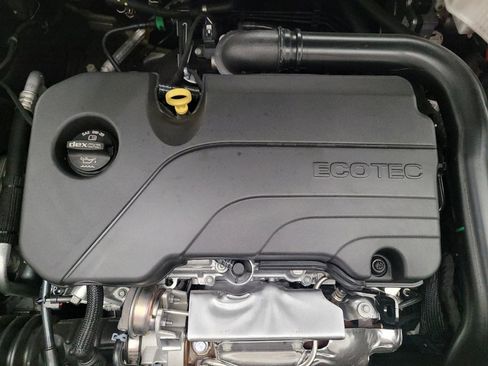 Used 2023 Chevrolet Malibu LT FWD image 30