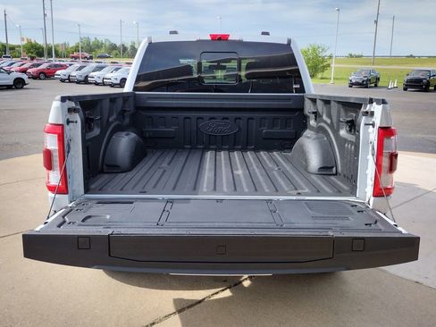 Used 2022 Ford F150 Lariat AWD/4WD image 16