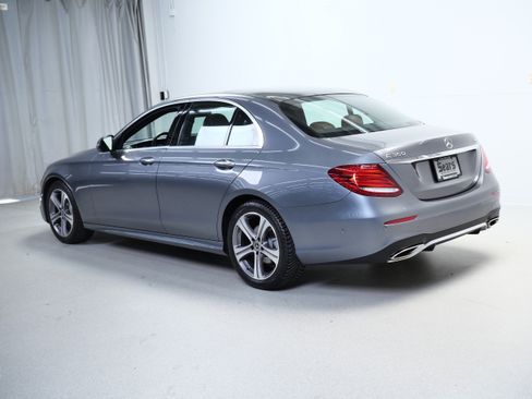 Used 2020 Mercedes-Benz E 350 4MATIC Sedan image 11