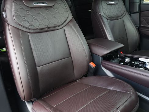 Used 2025 Ford Explorer Platinum w/ Ultimate Package image 20