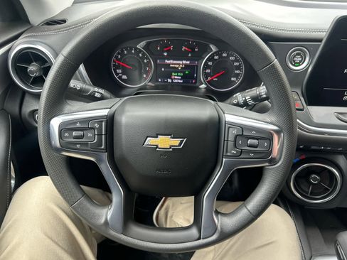 Used 2023 Chevrolet Blazer LT w/ Convenience Package image 16