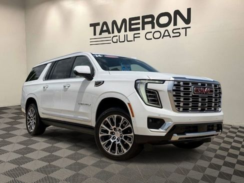Used 2026 GMC Yukon XL Denali w/ Sun & Power Step Package AWD/4WD image 1