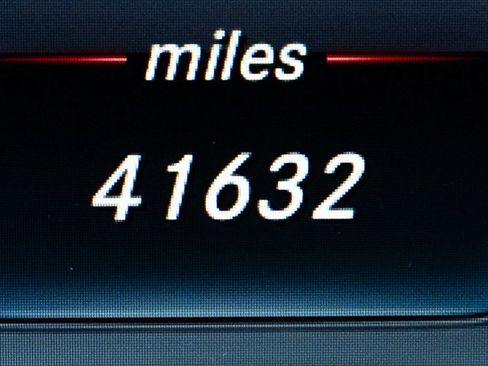 Used 2017 Mercedes-Benz S 550 Sedan image 32