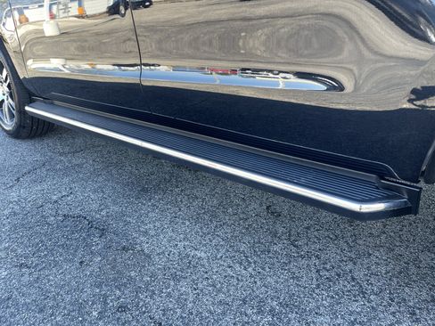 Used 2023 Ford Expedition Max Limited image 10