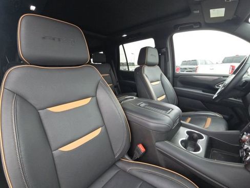 Used 2023 GMC Yukon AT4 w/ Technology Package image 23