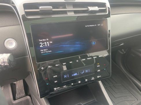 Used 2023 Hyundai Tucson Limited image 26