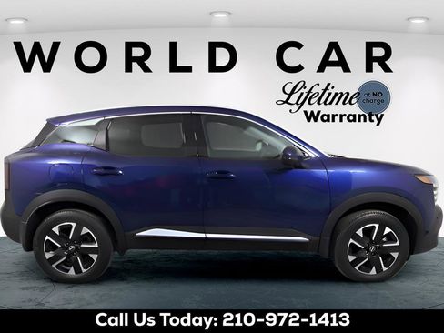 Used 2025 Nissan Kicks SR w/ Illumination Package AWD/4WD image 8