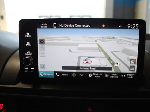 Used 2025 Honda Pilot Touring image 15