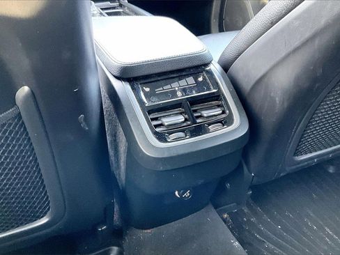 Used 2019 Volvo XC90 T6 Momentum w/ Protection Package image 30