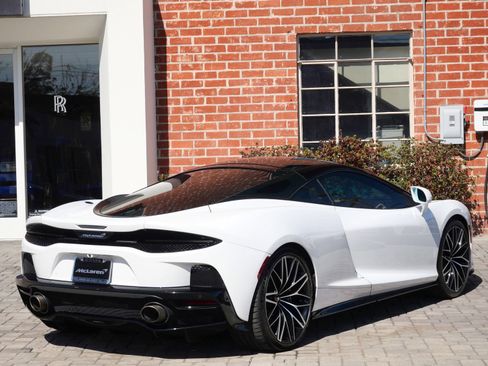 Used 2023 McLaren GT RWD image 4
