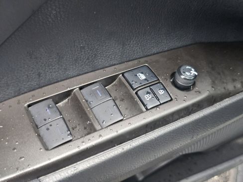Used 2022 Toyota Camry SE AWD/4WD image 23