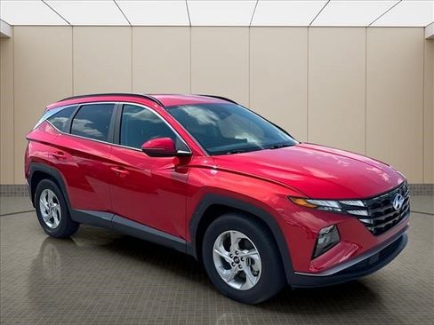Certified 2023 Hyundai Tucson SEL FWD image 2