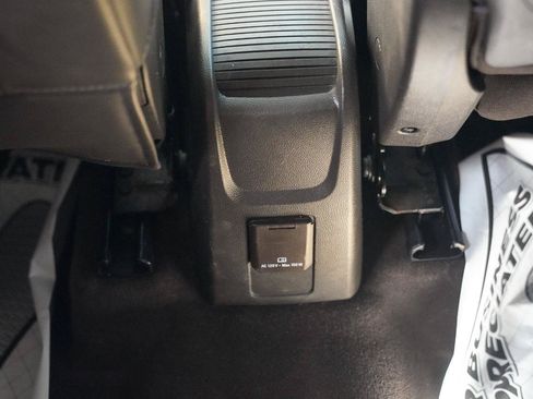 Used 2015 Buick Encore Leather AWD/4WD image 27