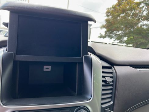 Used 2016 Chevrolet Tahoe LT RWD image 29