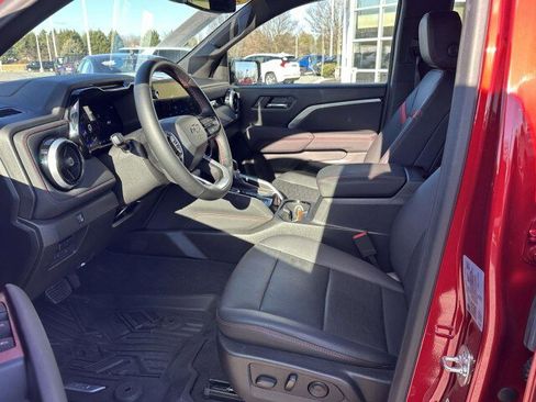 Certified 2024 Chevrolet Colorado Z71 w/ Z71 Convenience Package 2 image 16