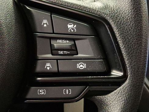 Used 2024 Subaru Crosstrek 2.0i w/ Crosstrek Mirror Package image 21