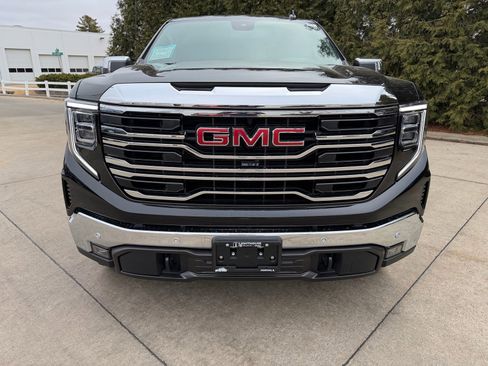 Used 2026 GMC Sierra 1500 SLT w/ SLT Premium Plus Package image 6