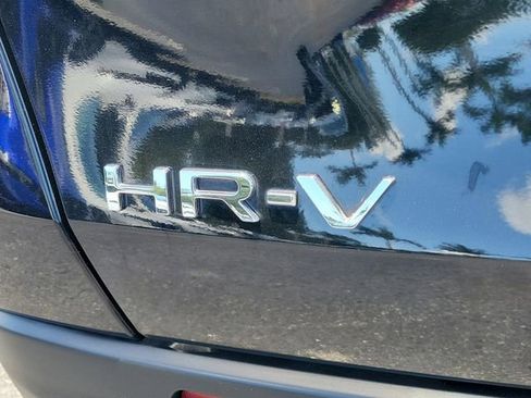 Certified 2025 Honda HR-V Sport image 8