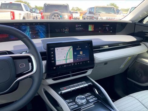 New 2026 Lincoln Nautilus Reserve AWD/4WD image 6