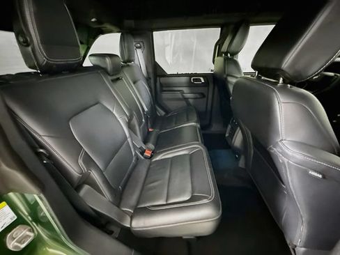 Used 2025 Ford Bronco Outer Banks AWD/4WD image 26
