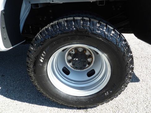 Used 2025 Ford F350 XLT w/ FX4 Off-Road Package AWD/4WD image 53