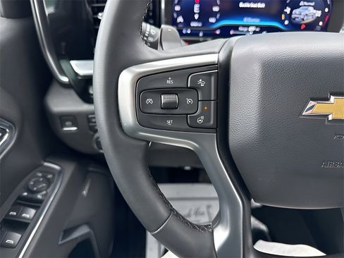 Used 2024 Chevrolet Silverado 1500 LTZ image 29