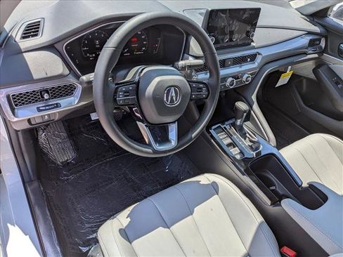 New 2025 Acura Integra image 3