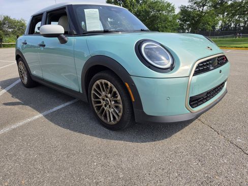 Used 2026 MINI Cooper S FWD image 2