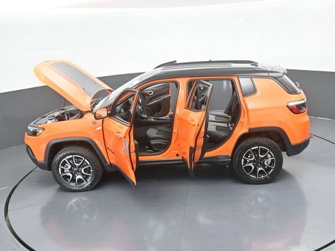 New 2026 Jeep Compass Trailhawk image 62