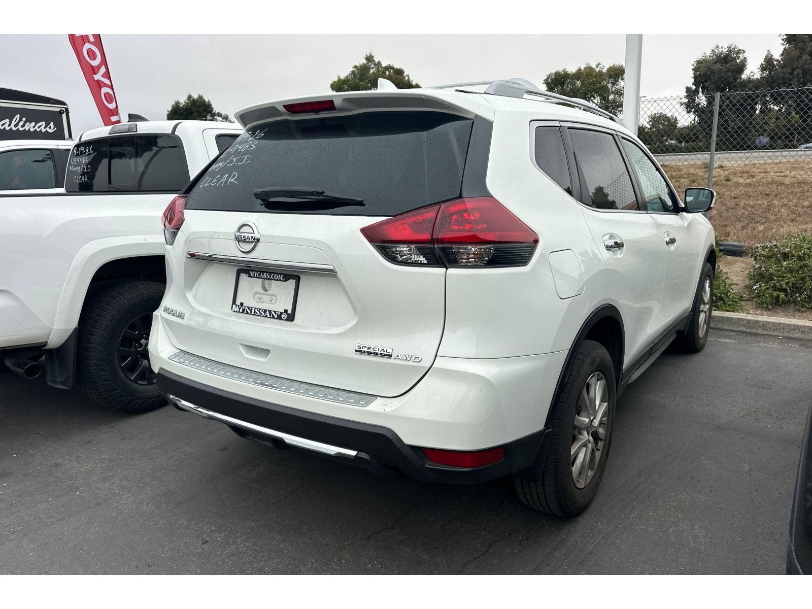 Used 2020 Nissan Rogue S w/ Special Edition Package AWD/4WD image 5