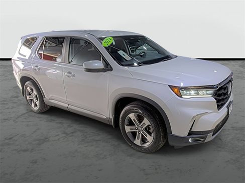 Used 2024 Honda Pilot EX-L image 5