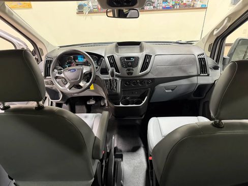 Used 2015 Ford Transit 150 XL RWD image 45