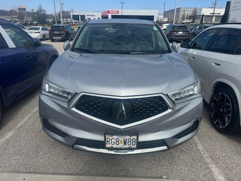 Used 2018 Acura MDX SH-AWD w/ Technology Package image 2