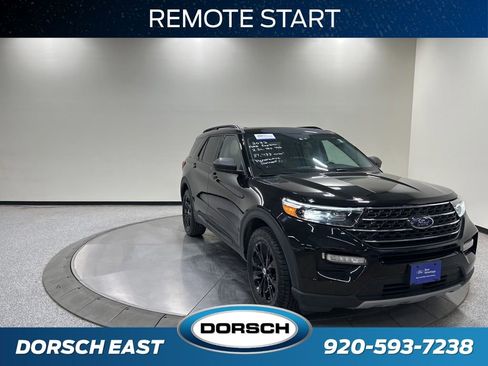 Certified 2022 Ford Explorer XLT w/ Equipment Group 202A AWD/4WD image 4