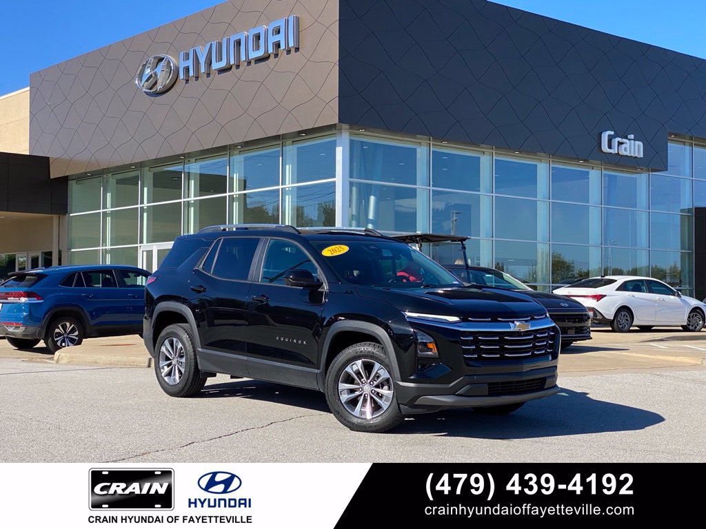 Used 2025 Chevrolet Equinox LT w/ Convenience Package II AWD/4WD image 1