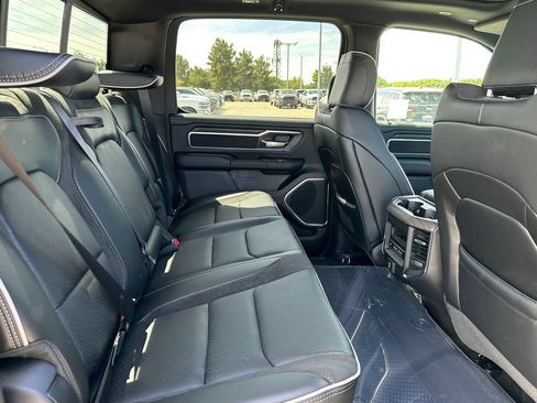 New 2026 RAM 1500 Laramie AWD/4WD image 18