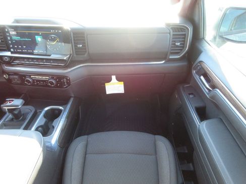 Certified 2025 Chevrolet Silverado 1500 LT Trail Boss w/ Convenience Package II image 20