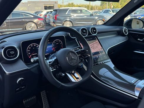 Used 2024 Mercedes-Benz GLC 43 AMG 4MATIC image 17