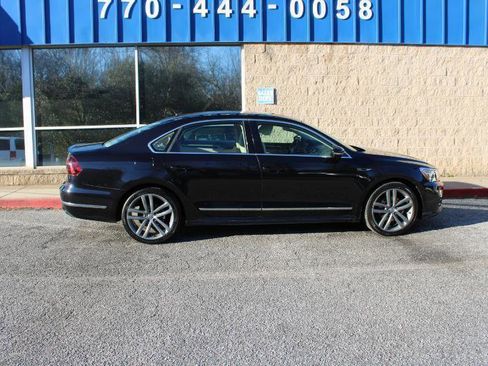 Used 2019 Volkswagen Passat 2.0T SE R-Line FWD image 31