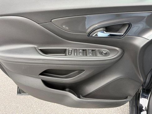 Used 2017 Buick Encore Preferred AWD/4WD image 9