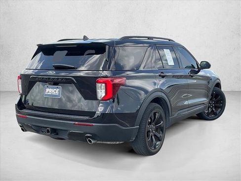 Used 2023 Ford Explorer ST-Line w/ Class IV Trailer Tow Package RWD image 2