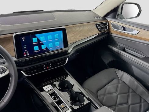 New 2026 Volkswagen Atlas SE image 22