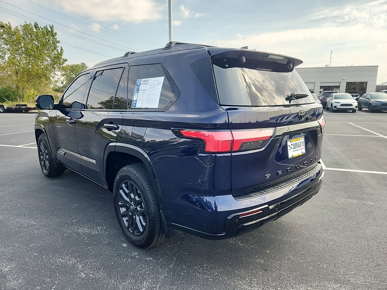 Used 2026 Toyota Sequoia Platinum AWD/4WD image 6