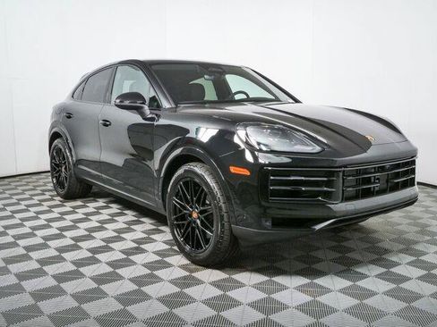 New 2026 Porsche Cayenne Coupe AWD/4WD image 28