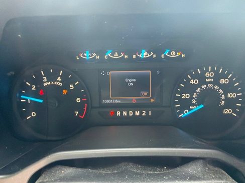 Used 2015 Ford F150 XL w/ Equipment Group 101A Mid AWD/4WD image 16