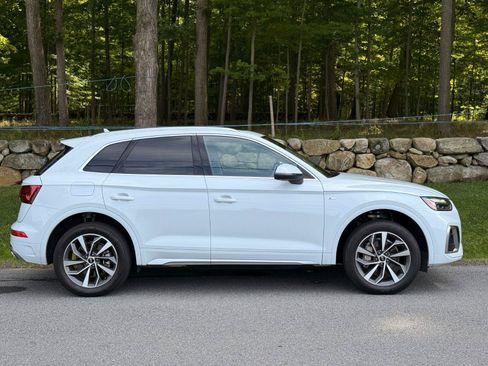 Used 2023 Audi Q5 2.0T Premium Plus w/ Premium Plus Package AWD/4WD image 2